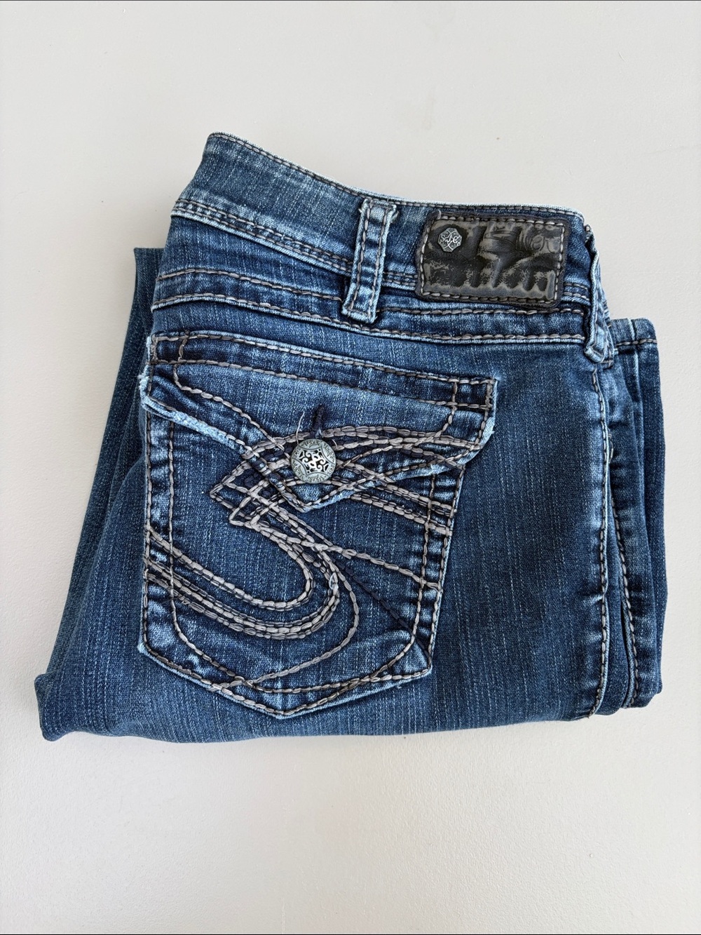 Silver Jeans suki surplus Dark Blue Embroidered Pocket Jeans 33/30